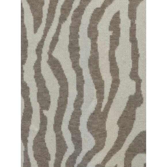 Express BODYCON taupe & ivory zebra print sweater dress NWOT - Picture 3 of 8